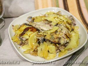 Запеканка из салаки с картофелем в мультиварке