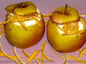 Запеченные яблоки с творогом и мандарином