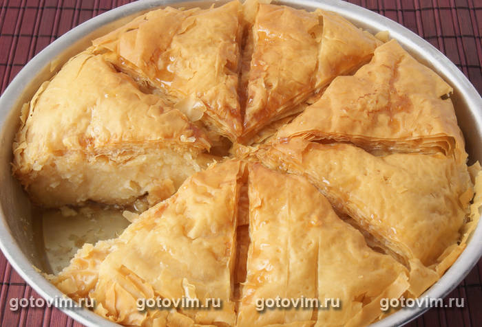 ������������� � �������� (Galaktoboureko Metaxa)