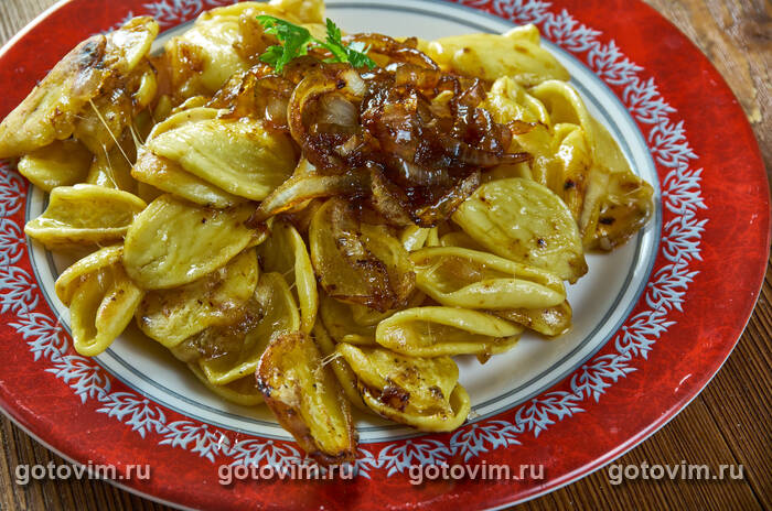 ������ � ����� (Kaese Spaetzle)