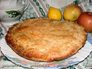 Пирог с яблоками и карамелью
