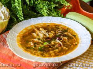 Щи с кабачками и фасолью