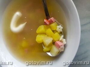 Картофельный суп с колбасой и звездочками