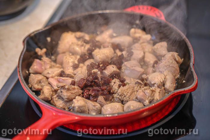 Мясо индейки в томатно-сметанном соусе