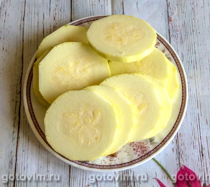 Запеченные кабачки с картофелем
