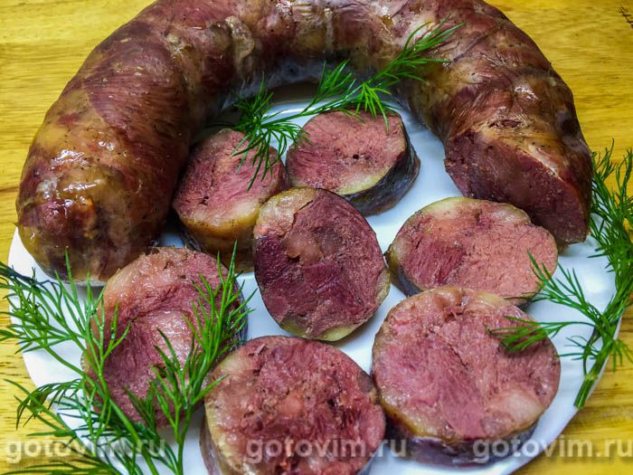 Домашняя вареная колбаса из свинины