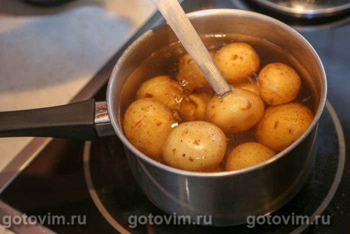 Картошка тушеная в сметане в духовке