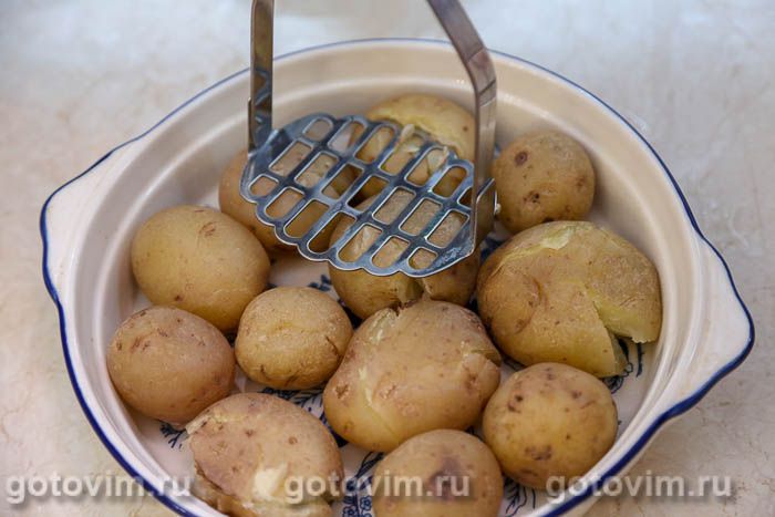 Запеченная картошка в сметане