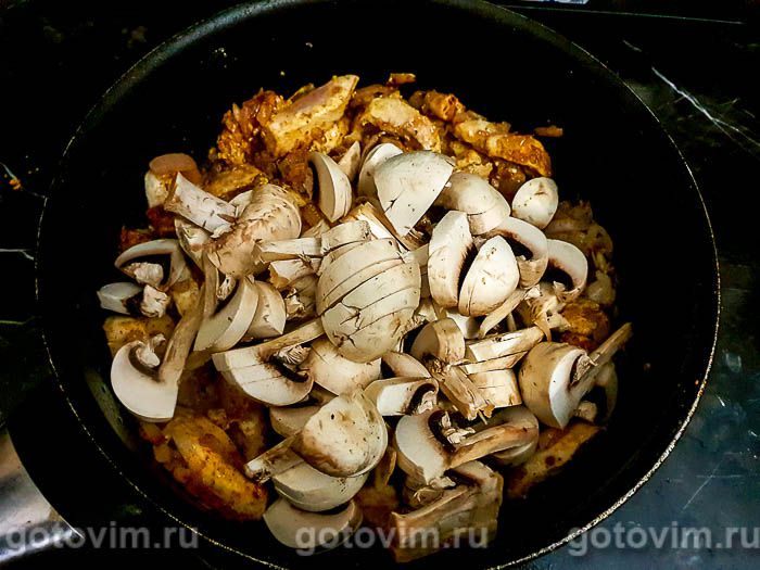 Курица с Шампиньонами в Сливочном Соусе