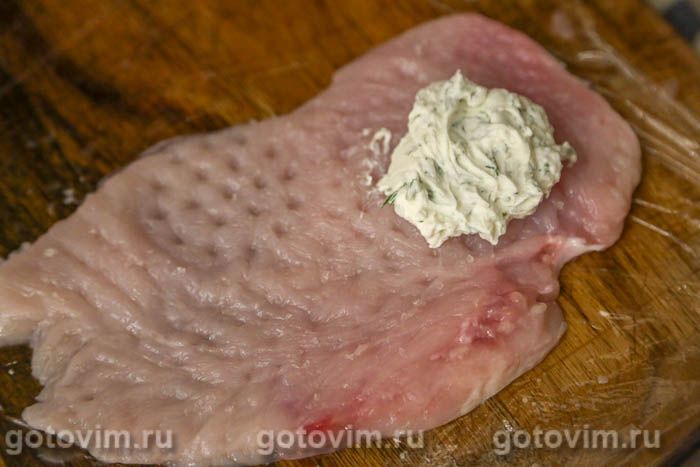 Куриные рулетики с сыром в духовке в панировке рецепт с фото пошагово