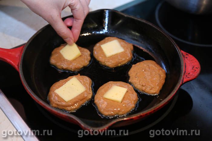 Рецепт: Оладьи из печени - с кабачком и сыром