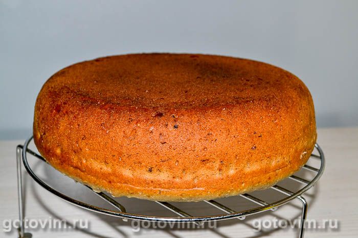 Вариант 1: Пирог с вареньем в мультиварке – классический рецепт