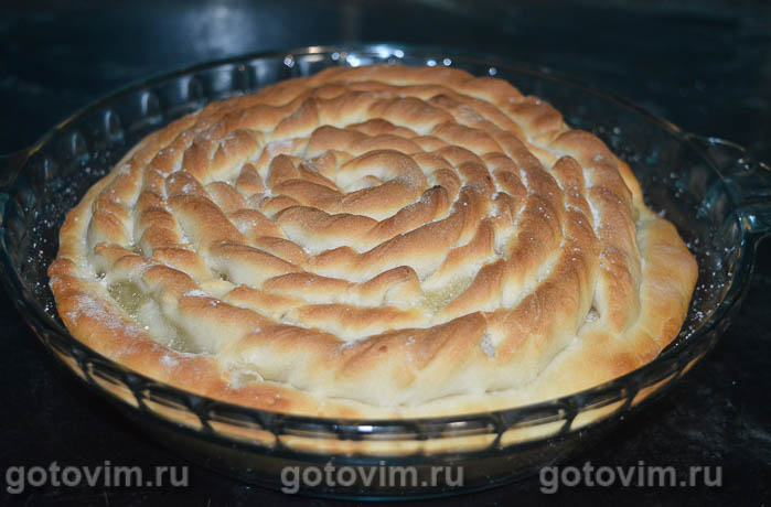 Пирог с яблочным джемом из готового дрожжевого теста. Рецепт с фото