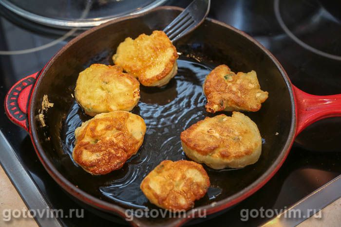 Пирожки с яйцом и зеленым луком - пошаговый рецепт с фото на gkhyarovoe.ru