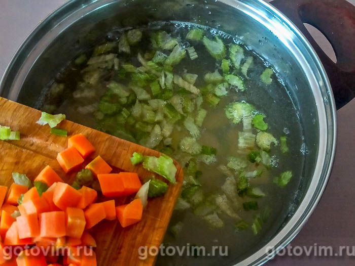 Суп с форелью и креветками