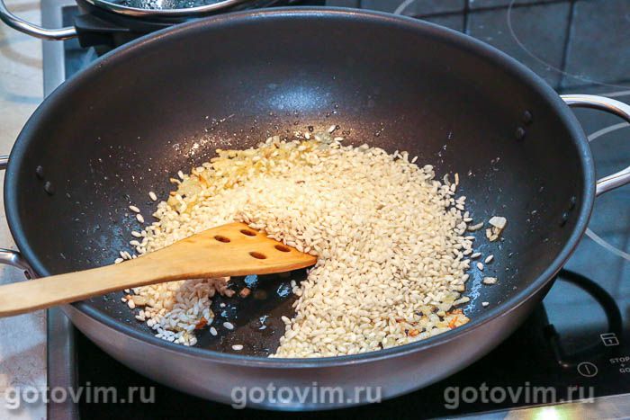     (Risotto ai funghi e prezzemolo),  02