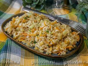 Жареный рис с зеленым луком и яйцом в мультиварке