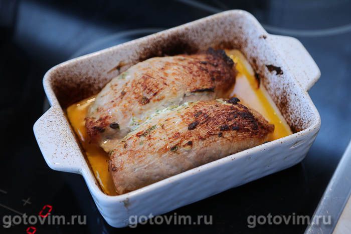 Мясные рулетики с маринованными огурцами