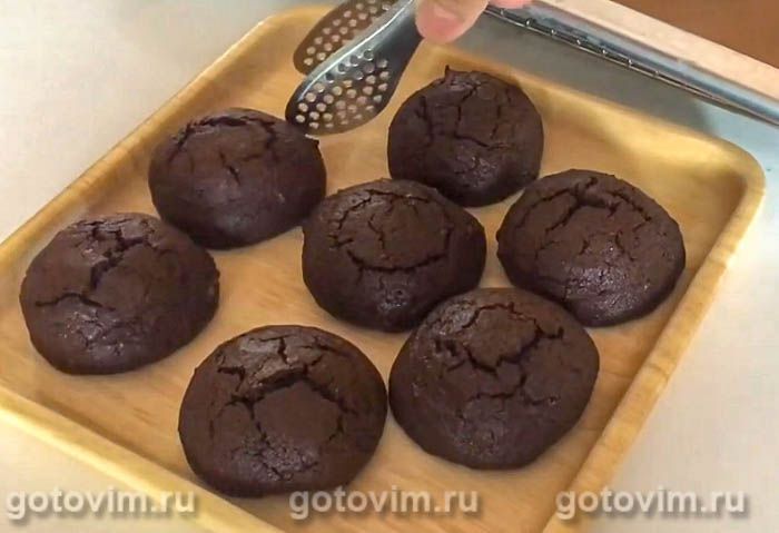 Шоколадное печенье «Лакомка» с начинкой из нутеллы. Рецепт с фото