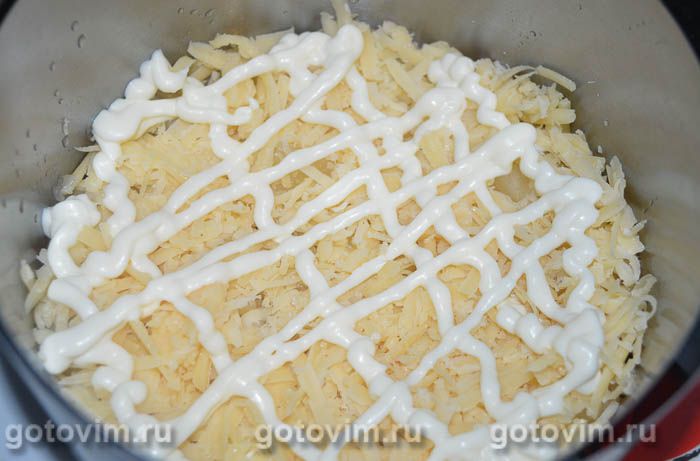 Слоеный салат с копченой курицей и грибами рецепт – Русская кухня: Салаты. «Еда»