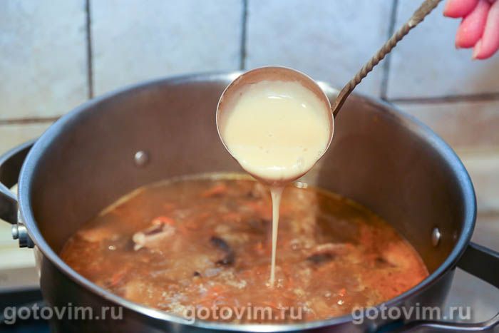 Суп с грибами и мясом