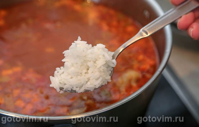 Острый суп с говядиной и рисом