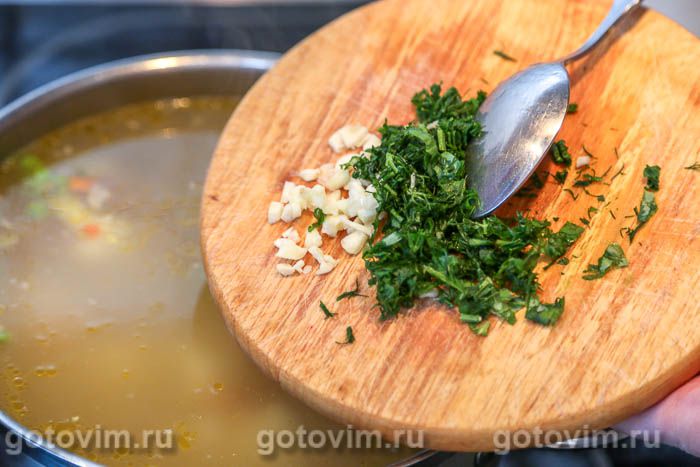 Сливочный суп с зеленым горошком и цветной капустой
