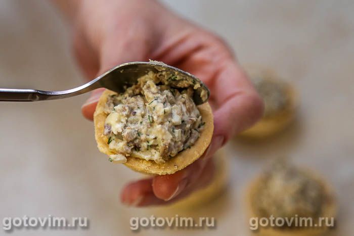 Тарталетки со шпротами и яйцом — рецепт с фото пошагово
