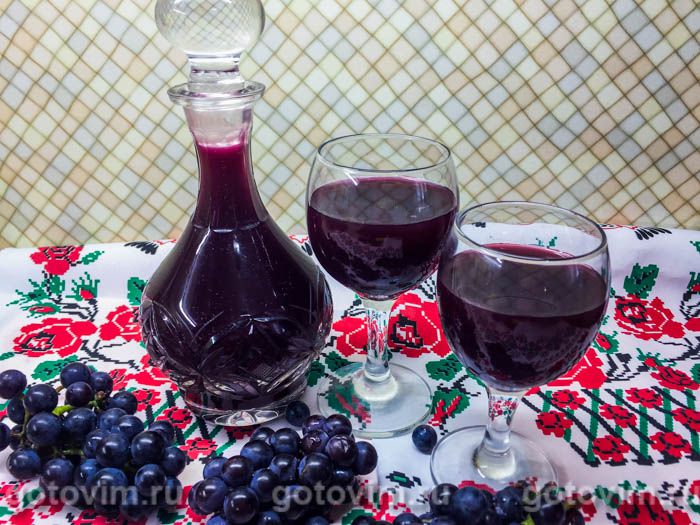 Домашнее вино из винограда сорта «Лидия»