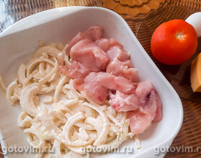 Запеканка из куриного филе с помидорами и сыром.. Рецепт с фото